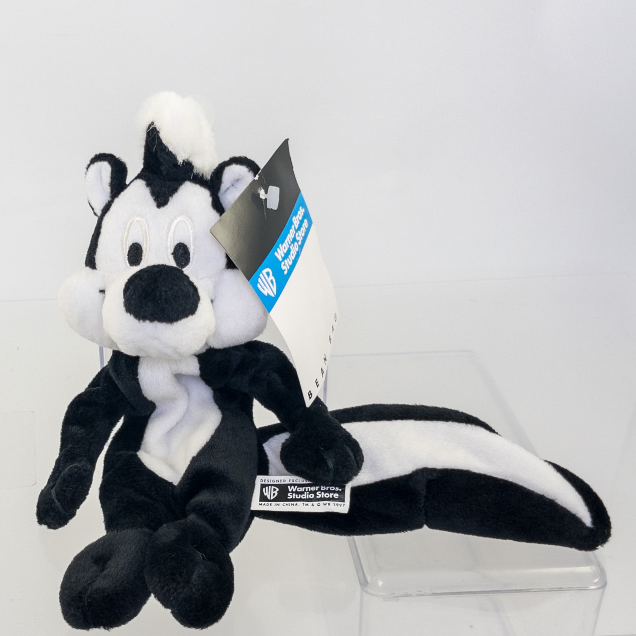 Warner Bros Studio Store Bean Bag Plush - PEPE LE PEW (Looney Tunes) (9 inch) *MWMNT*