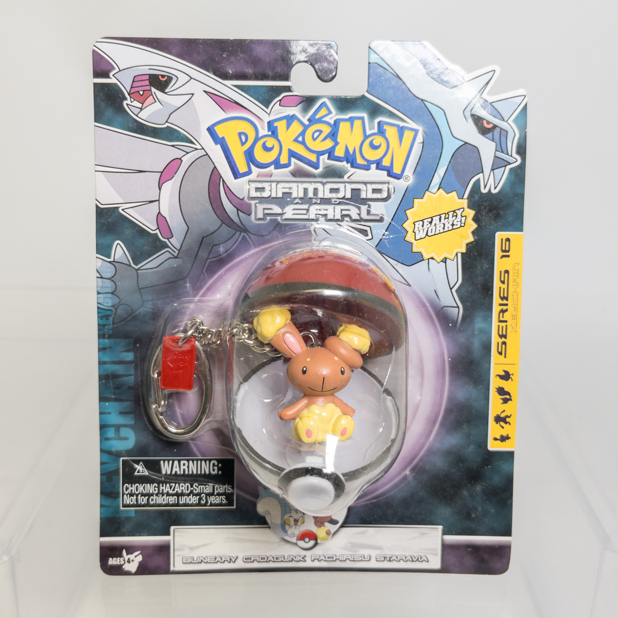 Basic Fun - 2007 Pokemon Diamond & Pearl Pokeball Keychain Series 16 -  BUNEARY *NON-MINT*