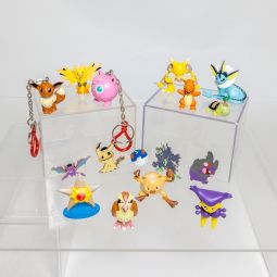 Pokemon - LOT OF 16 Pokemon Figures & Pins (Some Vintage TOMY!) *NON-MINT - LOOSE*