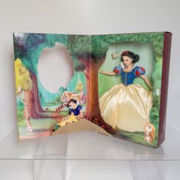 Mattel - Barbie Doll - 1997 Disney Collector Edition 60th Anniversary Snow White *NON-MINT*