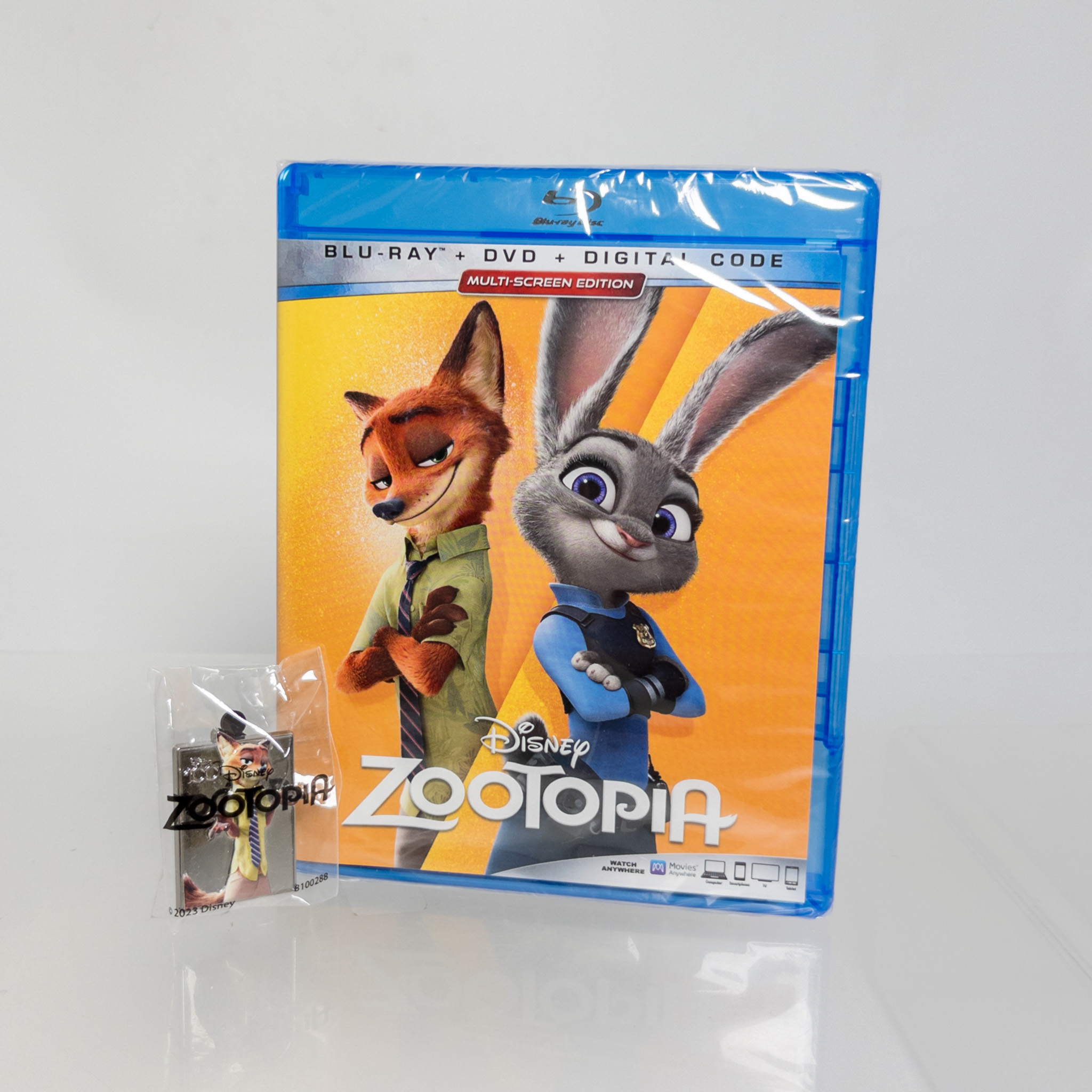 Disney Zootopia Blu-Ray Disc with Nick Wilde Disney 100 Pin *SEALED*