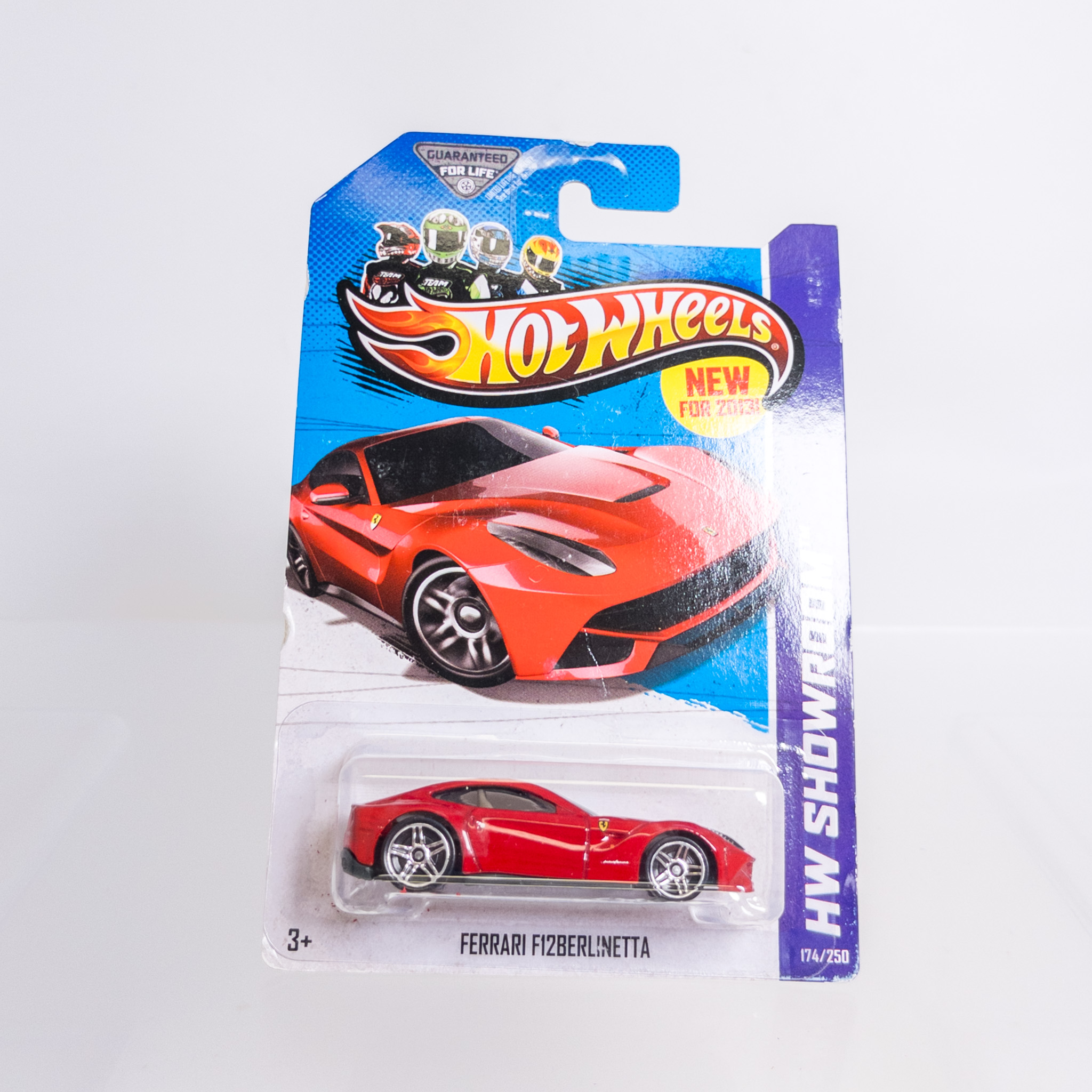 Mattel - Hot Wheels - HW Showroom - Ferrari F12 Berlinetta 174/250 *NON-MINT*