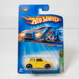 Mattel - Hot Wheels - 2005 T-Hunt 10/12 - Morris Cooper #130 *NON-MINT*