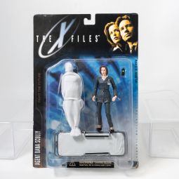 McFarlane Toys - The X-Files Action Figure Series 1 - Agent Dana Scully (6 Inch) *NON-MINT*