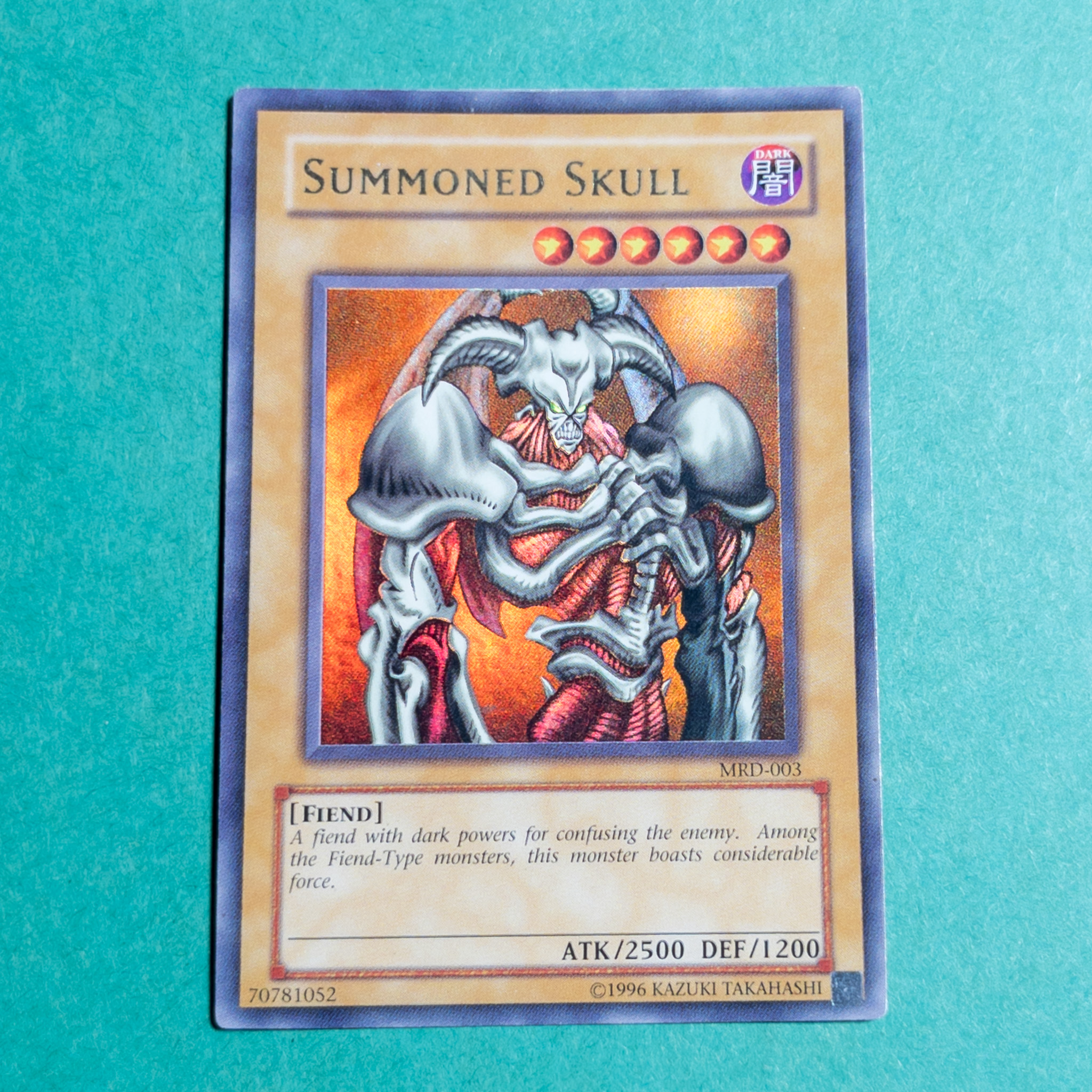 Yu-Gi-Oh Card - MRD-003 - SUMMONED SKULL (ultra rare holo) *NM - Played*