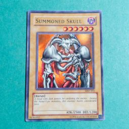 Yu-Gi-Oh Card - MRD-003 - SUMMONED SKULL (ultra rare holo) *NM - Played*