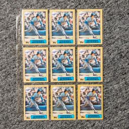 Lot of 10 1987 Topps Baseball Cards - FERNANDO VALENZUELA #410