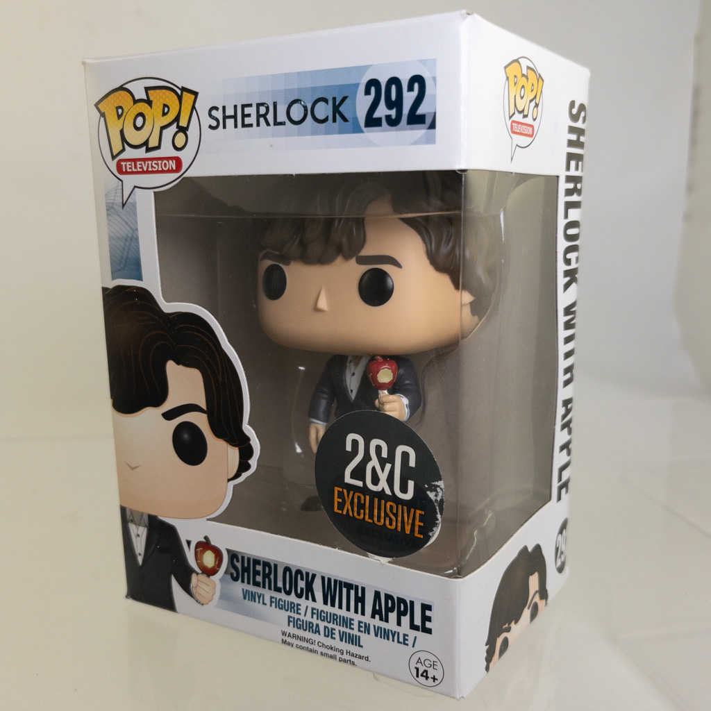 Funko POP! Television - Sherlock Vinyl Figure - SHERLOCK with Apple #292 (Exclusive) *NON-MINT*