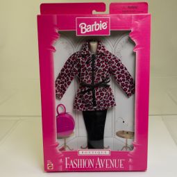 Mattel - Barbie - Fashion Avenue Boutique - PINK LEOPARD PRINT COAT *NON-MINT*