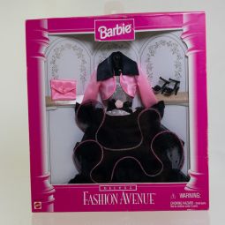Mattel - Barbie - Fashion Avenue Deluxe - PINK & BLACK GOWN *NON-MINT*