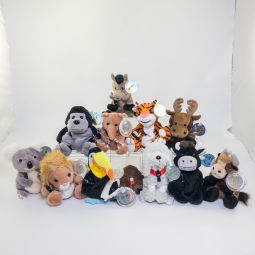 LOT OF 8 Coca-Cola Bean Bags International Collection (France Italy Nepal Canada Spain India +6)