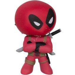 Funko Mystery Minis Vinyl Bobble Figure - Marvel Universe  - DEADPOOL (Arms Crossed)