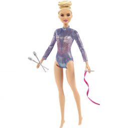 Mattel - Barbie RHYTHMIC GYMNAST DOLL (Blonde, Metallic Leotard, 2 Batons & Ribbon Accessory) GTN65