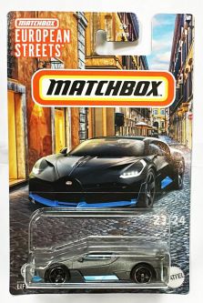 Mattel - Matchbox Toy Metal Vehicles - 2018 BUGATTI DIVO [European Streets] HVV44