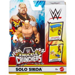 Mattel WWE Knuckle Crunchers - SOLO SIKOA w/ Table & Towel [3 inch]