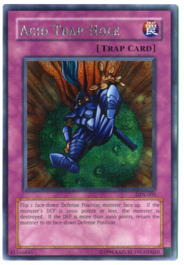 Yu-Gi-Oh Card - DDS-005 - ACID TRAP HOLE (DARK DUEL STORIES) (secret rare holo)