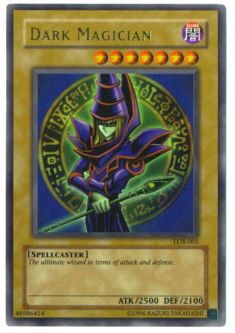 Yu-Gi-Oh Card - LOB-005 - DARK MAGICIAN (ultra rare holo) *Played*